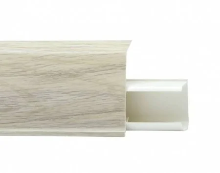 Пластиковый плинтус Royce №526 Дуб Орегон (55х23х2200мм) в Каменске-Уральском
