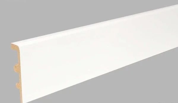 Плинтус полиуретановый Arbiton INTEGRA 01 Белый 2,4 м в Каменске-Уральском