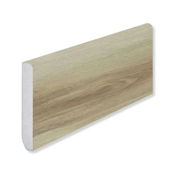 Кварцевый плинтус Fargo 89015-003 Дуб Мартовский градиент 80х11х2200 мм в Каменске-Уральском