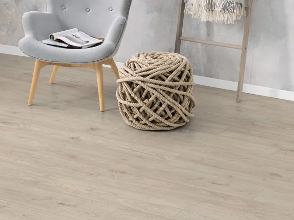 Ламинат Egger PRO 8/33 4V Вуд Ашкрофт EPL039 в Каменске-Уральском