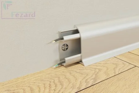 Алюминиевый плинтус Fezard Серебро 43х22х2,5м в Каменске-Уральском