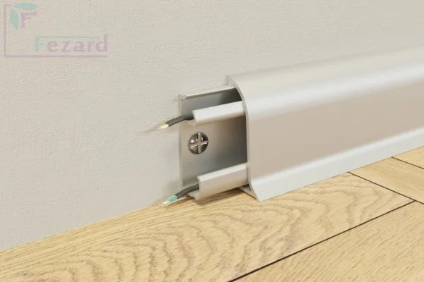 Алюминиевый плинтус Fezard Серебро 43х22х2,5м в Каменске-Уральском