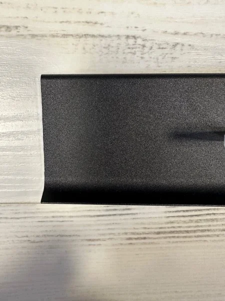 Алюминиевый плинтус Bonkeel ПЛ80 515л Черный (78,5х11,2х2500мм) в Каменске-Уральском