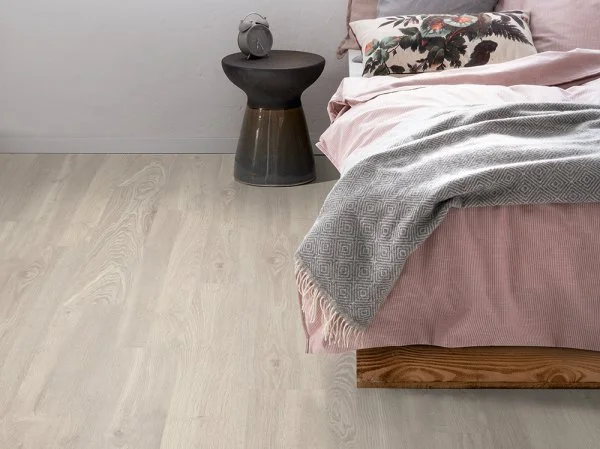 Ламинат Egger PRO 8/33 Дуб Кортон белый EPL051 в Каменске-Уральском