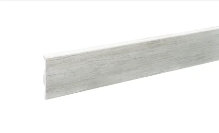 Плинтус дюрополимерный Bonkeel Дуб Северный (80х14х2000 мм) в Каменске-Уральском