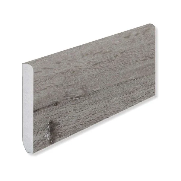 Кварцевый плинтус Fargo 1602 Дуб Каменный Берег градиент 80х11х2200 мм в Каменске-Уральском