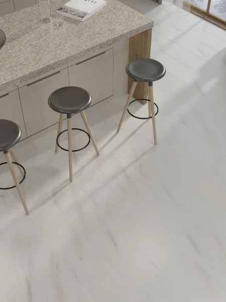 Ламинат Egger PRO 8/33 4V Large Aqua+ Мрамор Леванто белый EPL245 в Каменске-Уральском