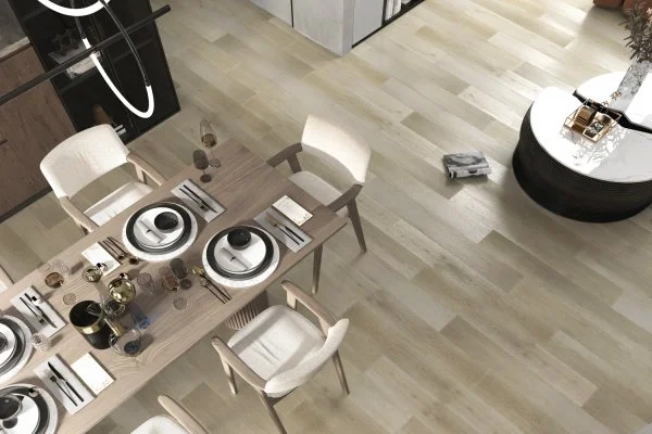 Кварц-виниловая плитка Refloor Fargo Comfort 1166-02 Дуб Спелый Миндаль (Градиент) в Каменске-Уральском